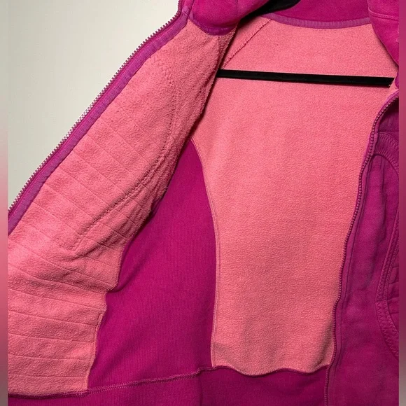 Lululemon Rasberry/Guava Calm And Cozy Scuba Cotton in Size 10 - Picture 8 of 9